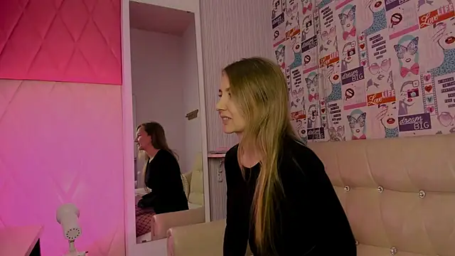 Lana Heels online show from 01/13/26, 08:29