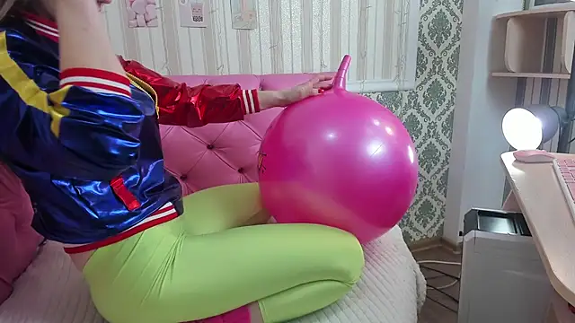 Lana Heels online show from 01/16/26, 05:55