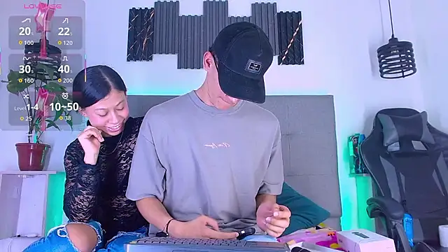 Sophi and Jack online show from 03/16/26, 11:07