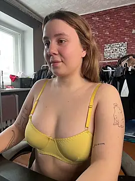 AnnaSeint online show from 02/28/26, 07:19