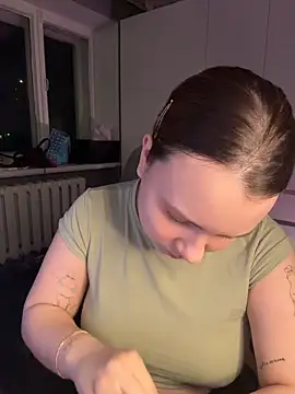 AnnaSeint online show from 04/30/26, 06:59