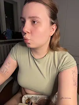 AnnaSeint online show from 04/29/26, 05:06