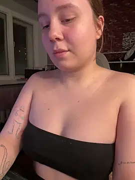 AnnaSeint online show from 02/06/26, 06:15