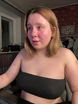 AnnaSeint online show from 02/12/26, 06:07