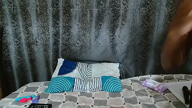 Snapshot of Amanda_April chatting on 02/01/26, 05:44 Amanda April online show from 02/01/26, 05:44