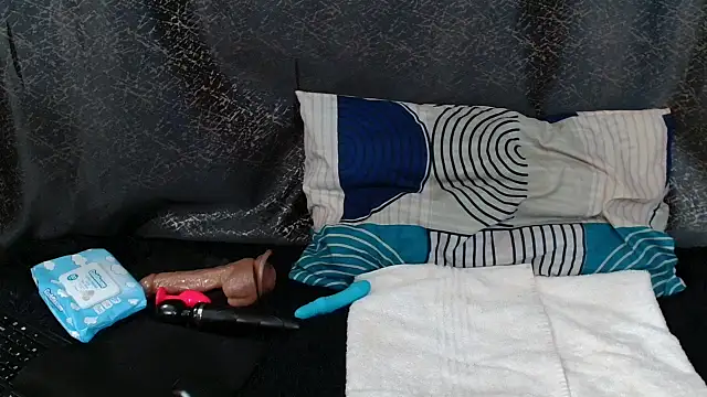 Amanda April online show from 03/19/26, 05:13