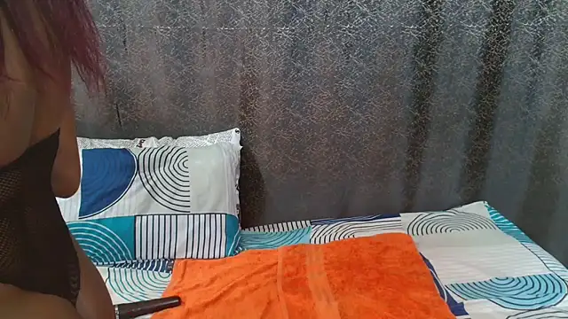 Snapshot of Amanda_April chatting on 02/21/26, 07:27 Amanda April online show from 02/21/26, 07:27