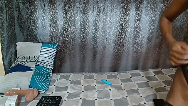 Snapshot of Amanda_April chatting on 02/12/26, 03:34 Amanda April online show from 02/12/26, 03:34