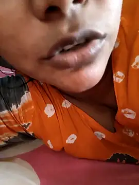 Snapshot of Desi_Nil_pori chatting on 04/24/26, 05:31 Desi Nil pori online show from 04/24/26, 05:31