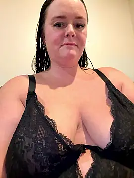 carinabro10 online show from 01/10/26, 07:58