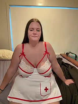 carinabro10 online show from 02/03/26, 06:33