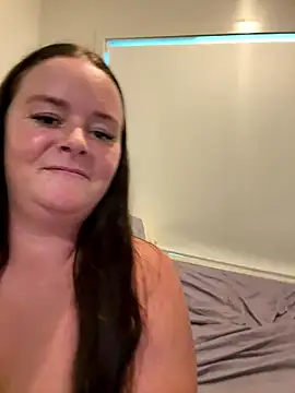 carinabro10 online show from 01/12/26, 05:36