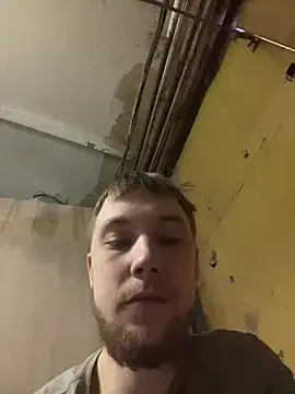 Snapshot of Dildogang chatting on 02/07/26, 08:00 Dildogang online show from 02/07/26, 08:00