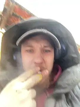 Snapshot of Dildogang chatting on 02/27/26, 03:51 Dildogang online show from 02/27/26, 03:51