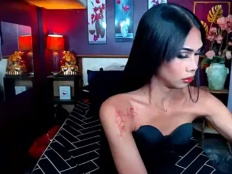 SEDUCTIVExDEMI online show from 04/07/26, 08:49