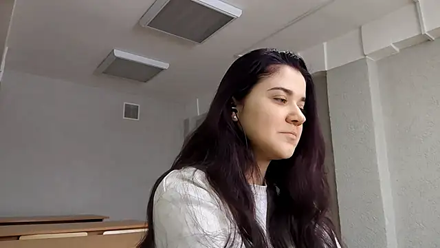 DominicaMullins online show from 01/13/26, 08:51