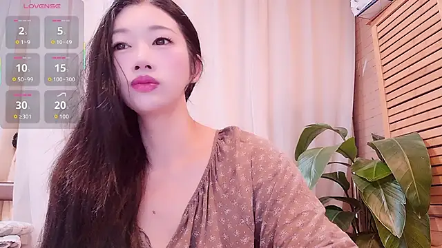 neinei bao online show from 07/02/26, 12:00