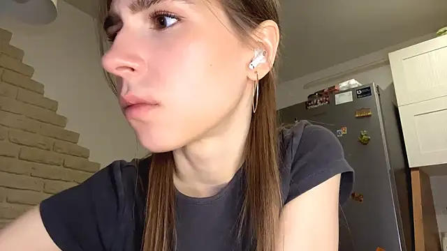 ElsieKuhlmann online show from 03/01/26, 08:09