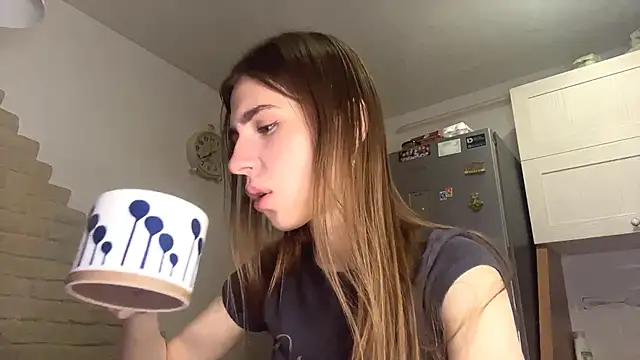 ElsieKuhlmann online show from 03/03/26, 05:14