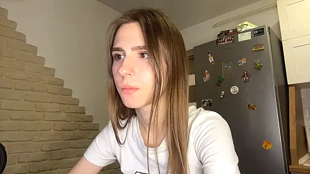 ElsieKuhlmann online show from 03/24/26, 09:04