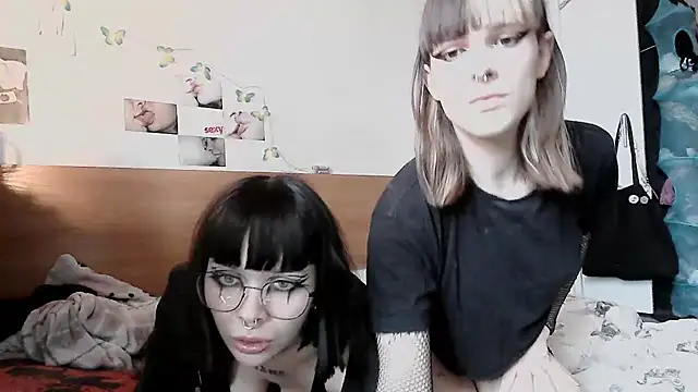 kicianiunia online show from 04/12/26, 04:21