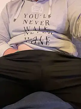 Snapshot of Fat__Slut chatting on 02/04/26, 04:35 Fat Slut online show from 02/04/26, 04:35