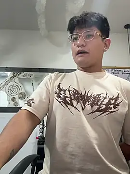 Theo Rowan online show from 01/13/26, 11:30