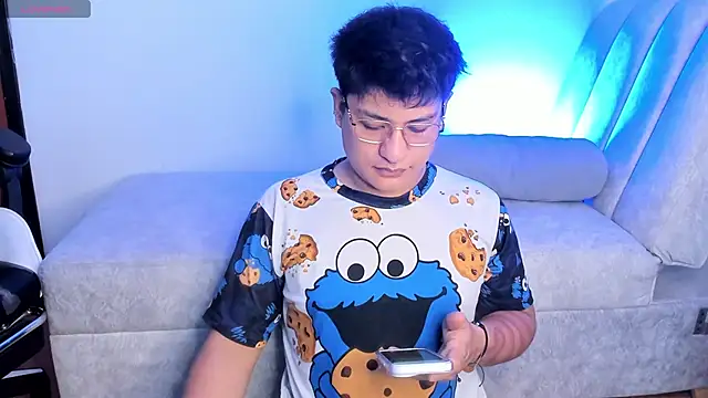 Theo Rowan online show from 02/13/26, 06:52