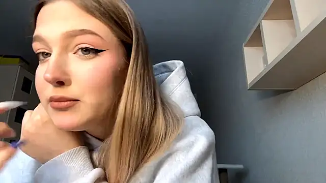 JammieMickiewicz online show from 01/12/26, 07:59