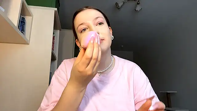 JammieMickiewicz online show from 02/19/26, 08:11