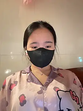 Gwen879 online show from 04/14/26, 01:43