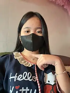 Snapshot of Gwen879 chatting on 01/13/26, 02:10 Gwen879 online show from 01/13/26, 02:10