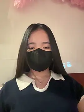 Gwen879 online show from 03/04/26, 12:29