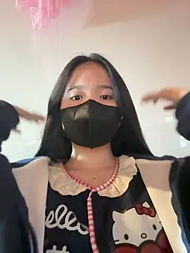 Snapshot of Gwen879 chatting on 01/14/26, 02:37 Gwen879 online show from 01/14/26, 02:37