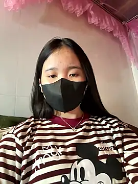 Snapshot of Gwen879 chatting on 01/12/26, 01:18 Gwen879 online show from 01/12/26, 01:18