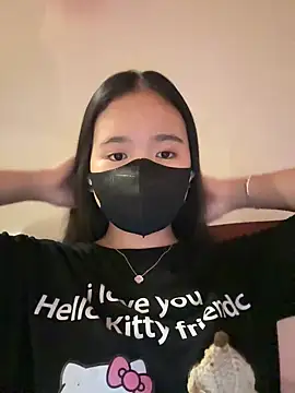 Gwen879 online show from 04/07/26, 01:02