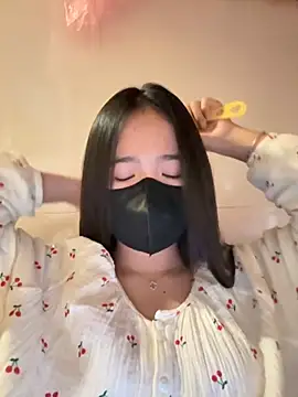 Gwen879 online show from 03/10/26, 02:15