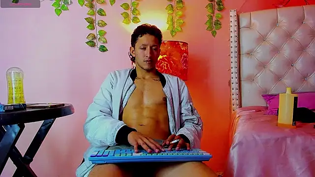 Snapshot of bruno_do_santos chatting on 02/03/26, 06:22 bruno do santos online show from 02/03/26, 06:22