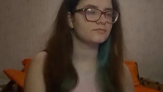 Snapshot of Miyabeee chatting on 02/01/26, 04:11 Miyabeee online show from 02/01/26, 04:11