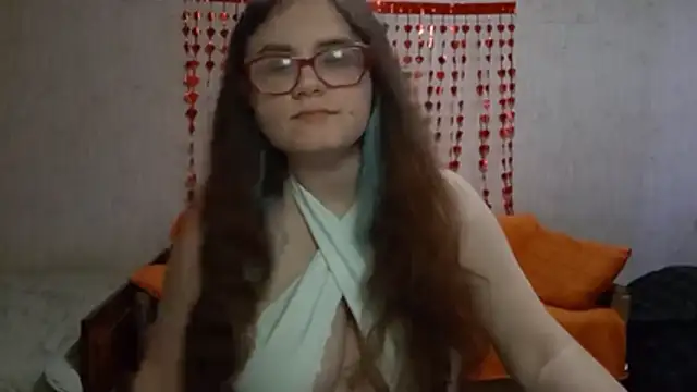 Miyabeee online show from 04/04/26, 08:21