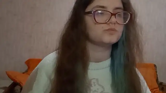 Snapshot of Miyabeee chatting on 02/07/26, 08:11 Miyabeee online show from 02/07/26, 08:11