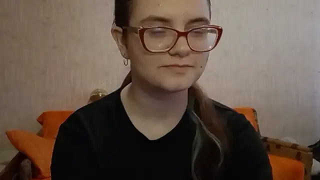 Snapshot of Miyabeee chatting on 02/06/26, 08:21 Miyabeee online show from 02/06/26, 08:21