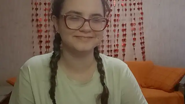 Miyabeee online show from 03/08/26, 08:17