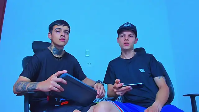 Thomas-Wil online show from 04/03/26, 06:58