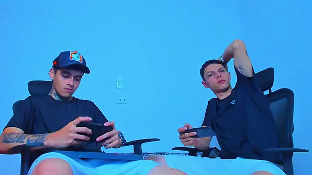 Thomas-Wil online show from 04/05/26, 11:00