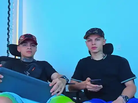 Thomas-Wil online show from 01/18/26, 02:26