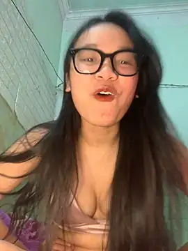 Leeeiu online show from 01/11/26, 10:11