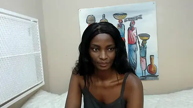 TallDivaNoir online show from 04/01/26, 06:37