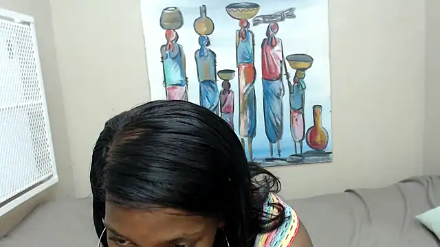 Snapshot of TallDivaNoir chatting on 05/30/26, 05:40 TallDivaNoir online show from 05/30/26, 05:40