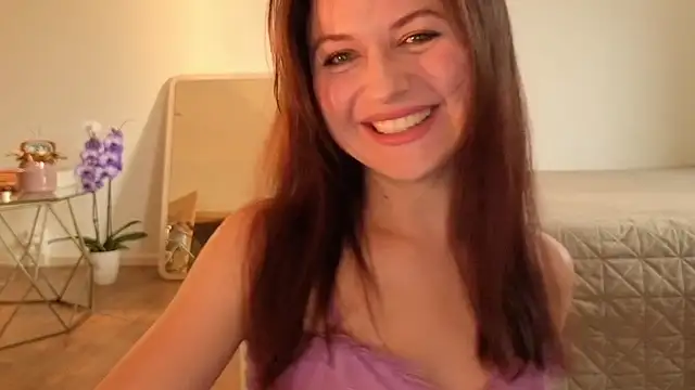 Snapshot of Satin_Sin chatting on 07/05/26, 06:15 Satin Sin online show from 07/05/26, 06:15
